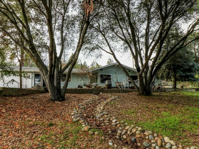 Kin House Guest Suite Oakhurst Exterior photo